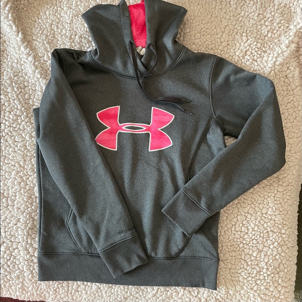 Gray & pink under armor hoodie SZ. Sm/p